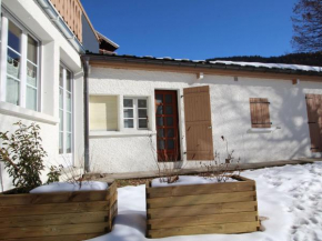 Appartement Duplex Charmant 5 Pers, au Centre-Village Près des Pistes et Commerces - FR-1-572-260